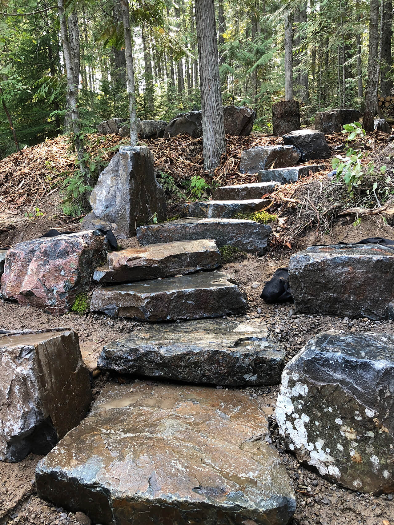 Valley View Contracting - rock stairs landscape design